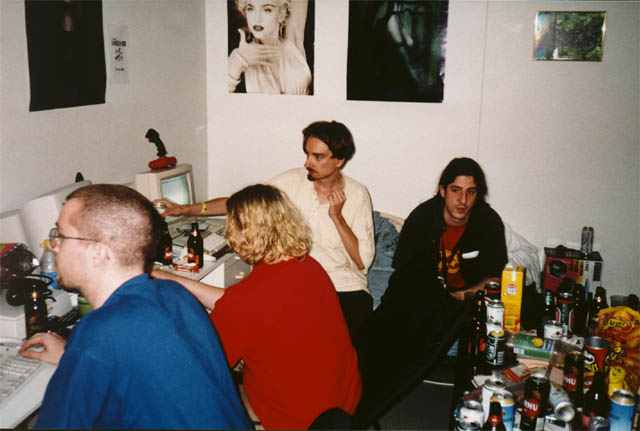 Cynic (while coding on "Art"), Droid, Visualice, XXX