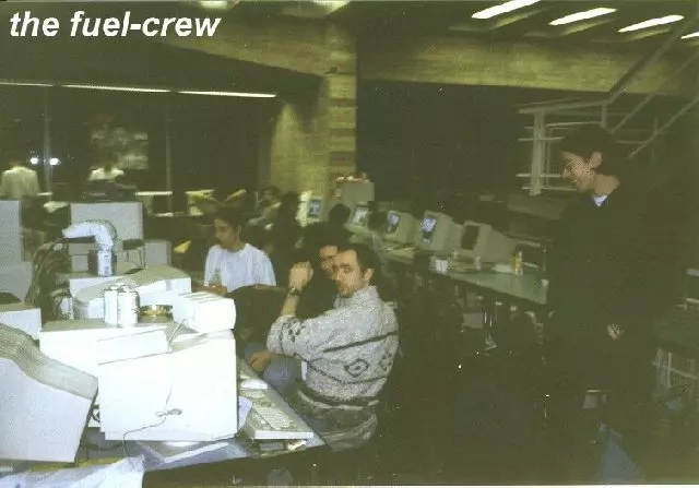 This was photo was taken in the fuel-corner. Poti on the right.
